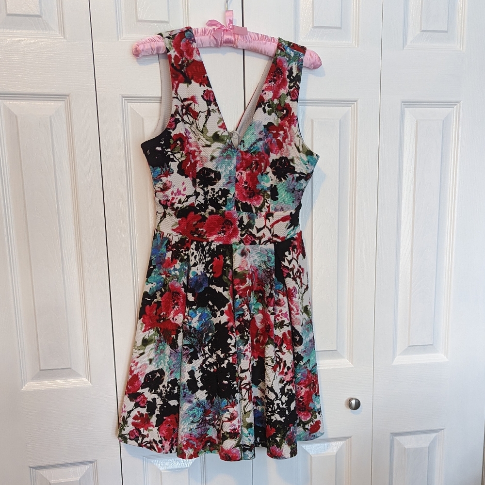 Haute Monde Textured Floral Dress